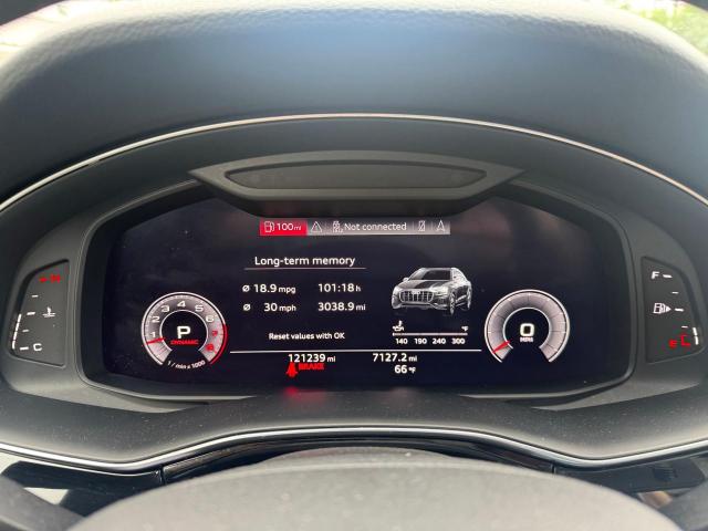  AUDI Q8 2019 Srebrny