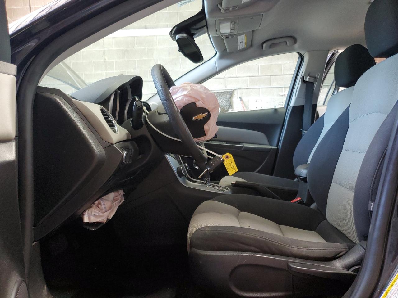 1G1PC5SG6G7210125 CHEVROLET CRUZE 2016