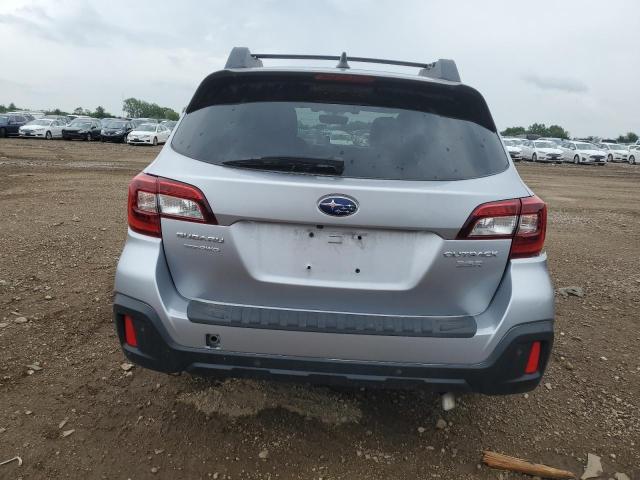  SUBARU OUTBACK 2018 Silver