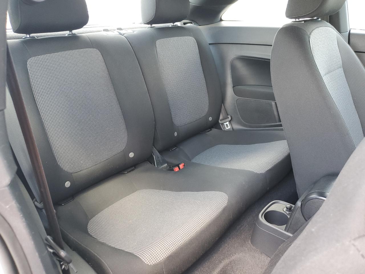 2018 Volkswagen Beetle S VIN: 3VWFD7AT0JM703383 Lot: 62287025