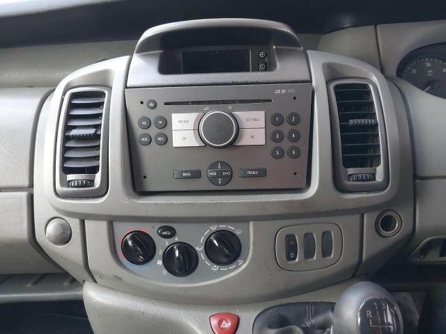 2009 VAUXHALL VIVARO 290