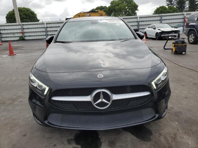 MERCEDES-BENZ A-CLASS 2022 Czarny