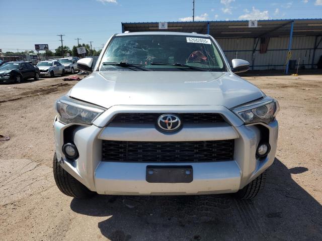Паркетники TOYOTA 4RUNNER 2016 Сріблястий