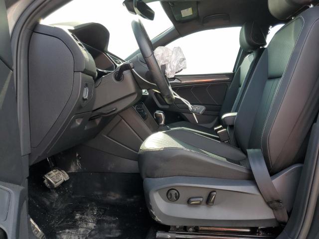  VOLKSWAGEN TIGUAN 2022 Szary