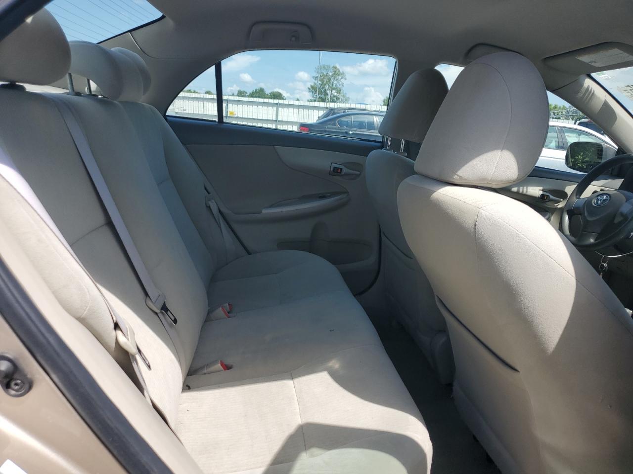 2010 Toyota Corolla Base VIN: 1NXBU4EE7AZ244775 Lot: 61383975