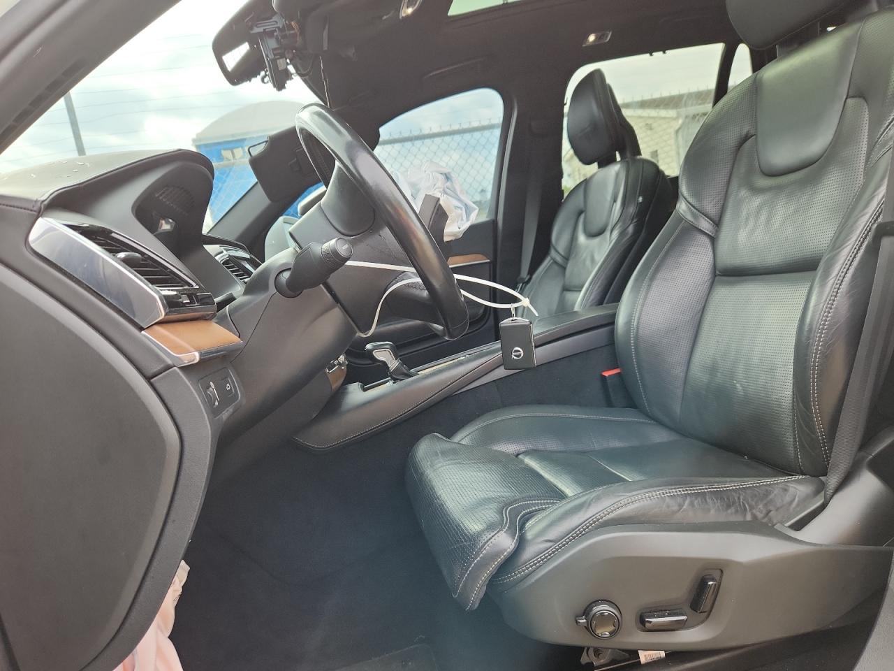 2016 Volvo Xc90 T6 VIN: YV4A22PL2G1050894 Lot: 60366615