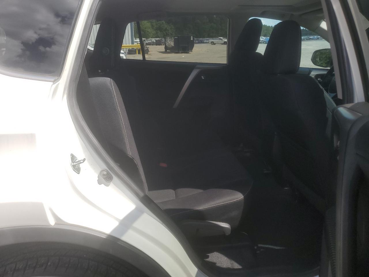 TOYOTA RAV4 2015 VIN 2T3WFREV4FW156905 фото 11