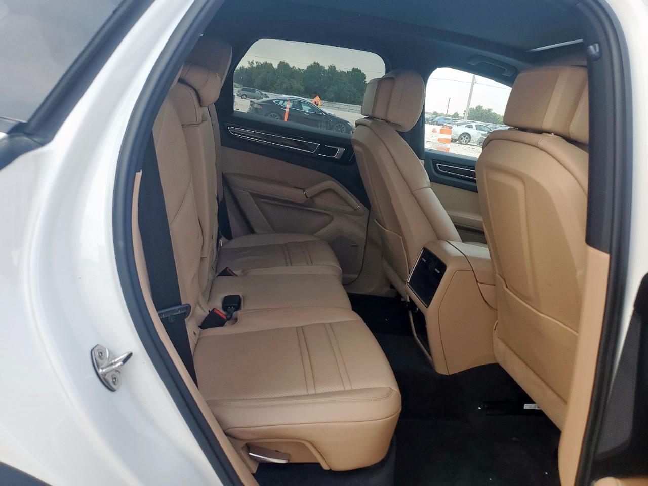 2019 Porsche Cayenne Se Hybrid VIN: WP1AE2AY2KDA52133 Lot: 61131945