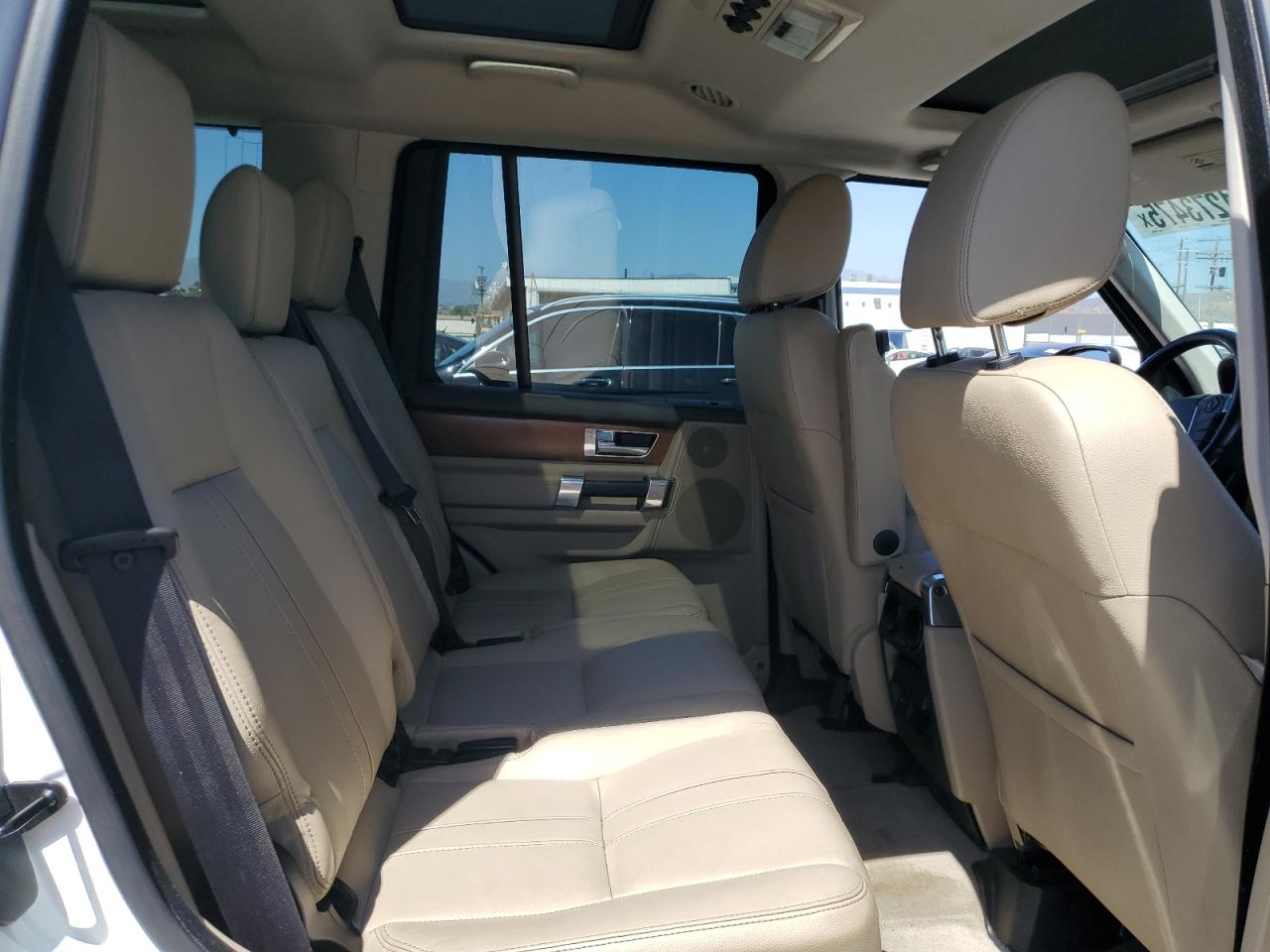2016 Land Rover Lr4 Hse VIN: SALAG2V66GA792483 Lot: 61273475