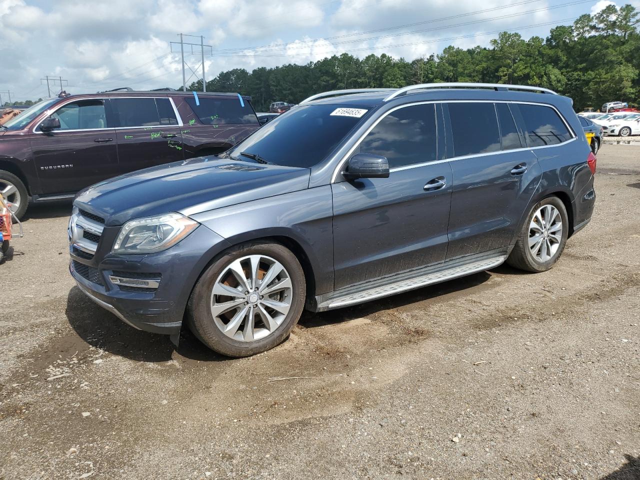 2013 Mercedes-Benz Gl 450 4Matic na sprzedaż w Greenwell Springs, LA - Minor Dent/Scratches