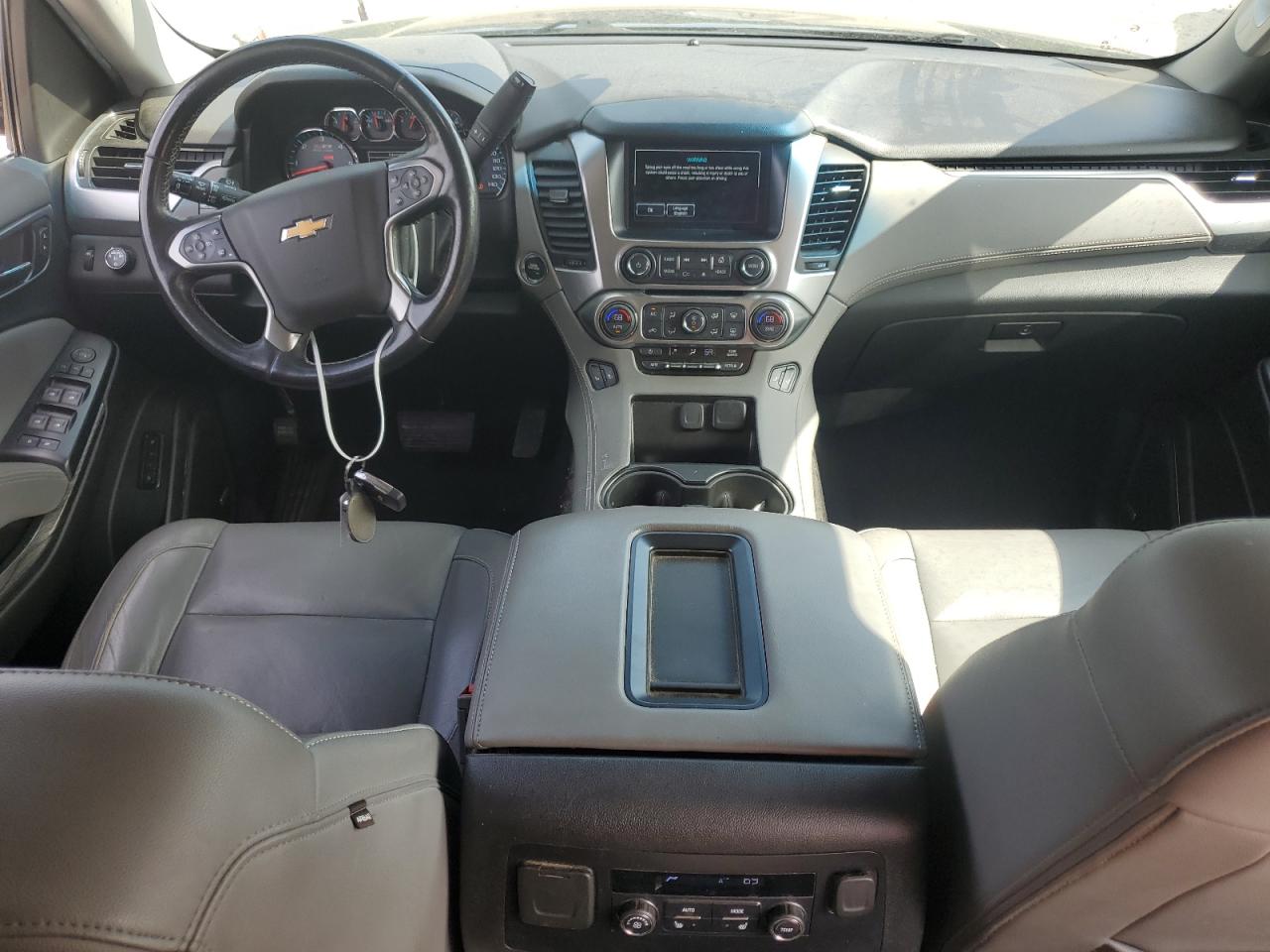 2019 Chevrolet Suburban K1500 Lt VIN: 1GNSKHKCXKR125781 Lot: 61845455