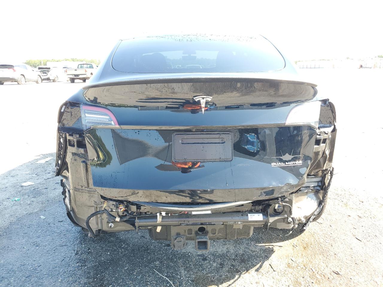 2023 Tesla Model Y VIN: 7SAYGDEFXPF784107 Lot: 64311435