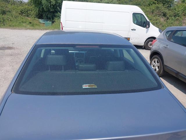 2010 VOLKSWAGEN PASSAT HIG