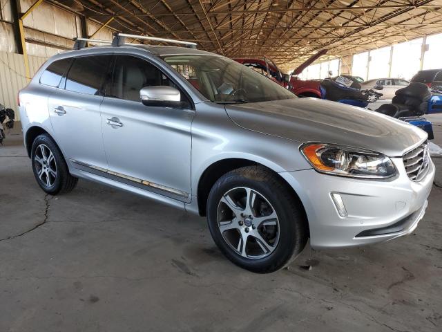 Parquets VOLVO XC60 2015 Srebrny