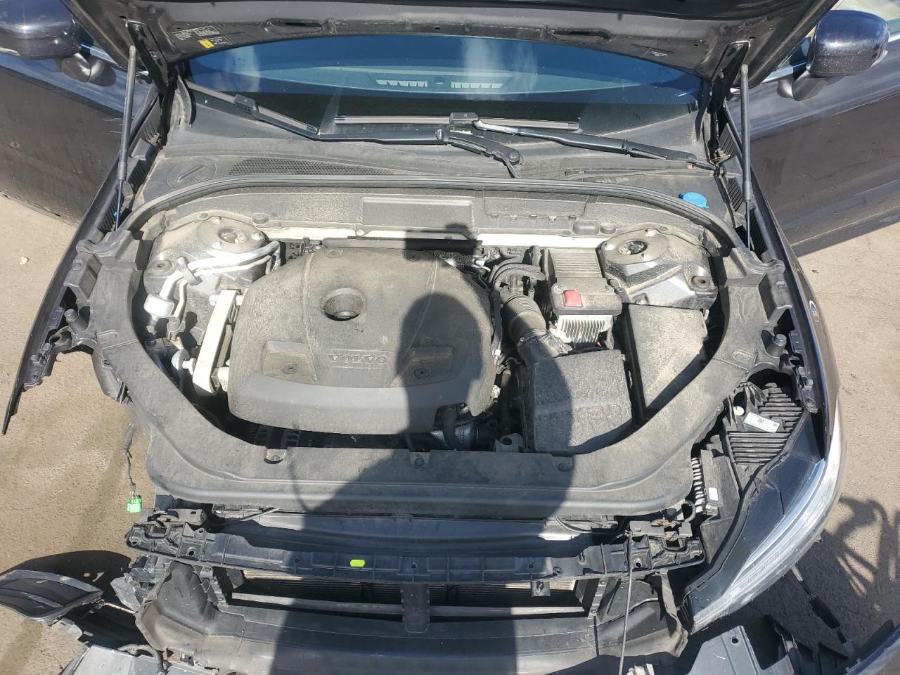 2020 Volvo Xc60 T5 Momentum VIN: YV4102RK6L1525046 Lot: 61693105