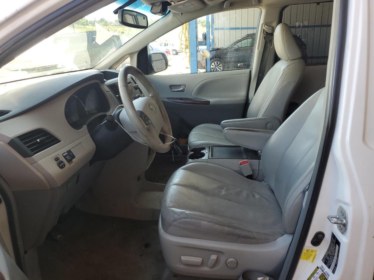 TOYOTA All Models 2013 VIN 5TDDK3DC9DS052022 фото 7