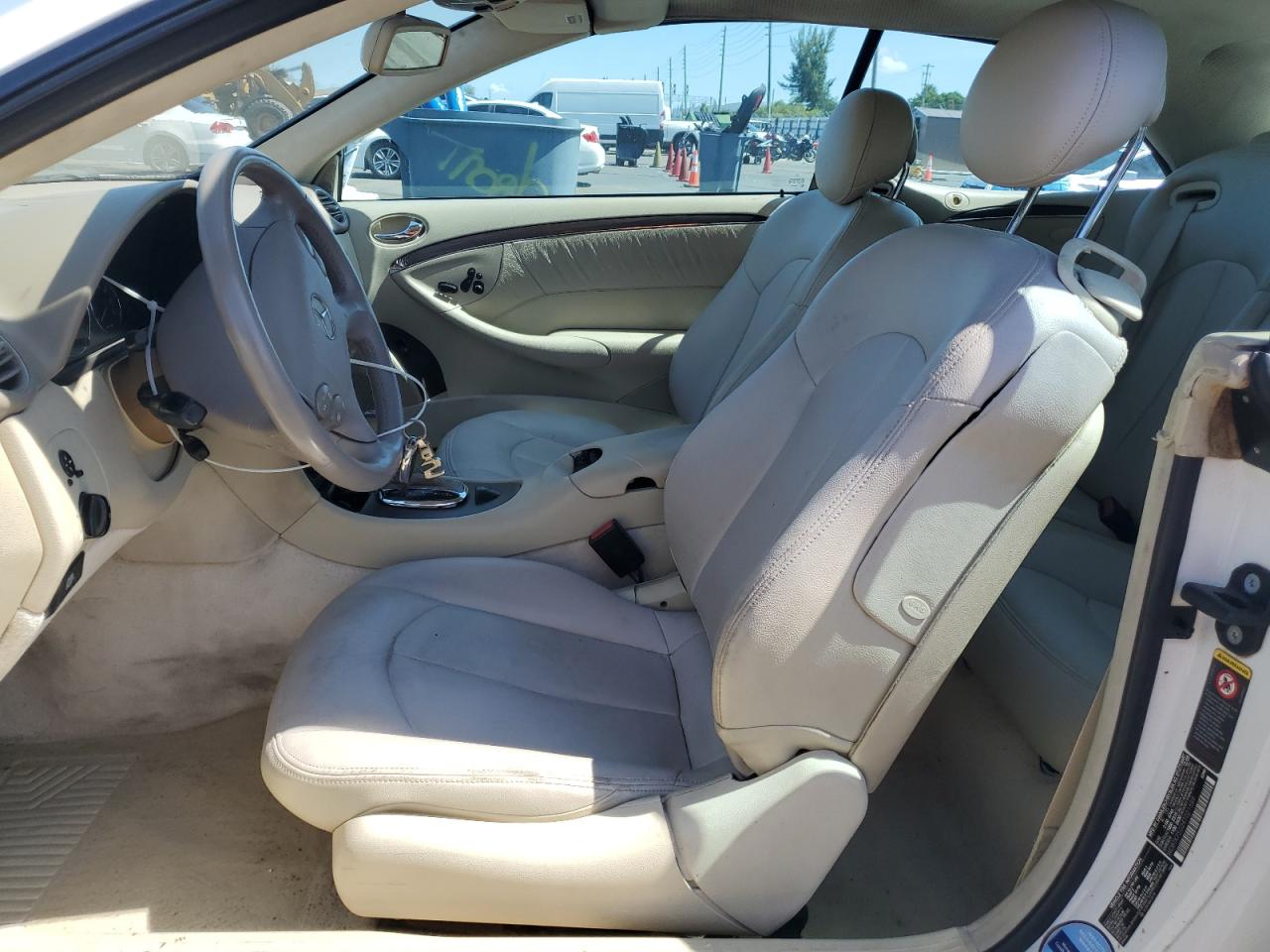 2004 Mercedes-Benz Clk 500 VIN: WDBTK75G24T021599 Lot: 61686235