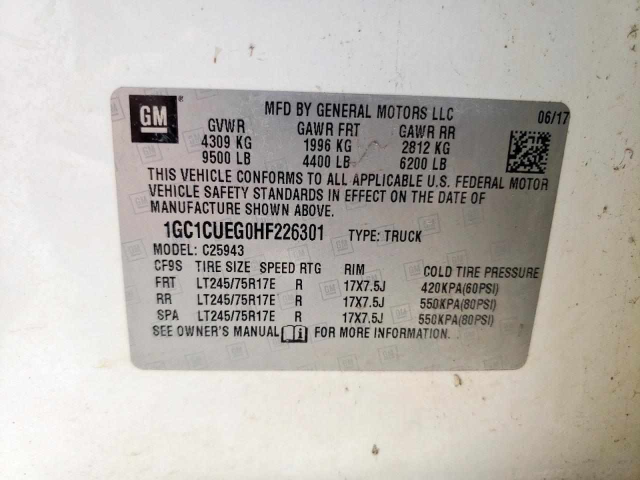 CHEVROLET ALL Models 2017 VIN 1GC1CUEG0HF226301 zdjęcie 12