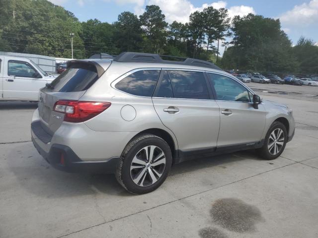  SUBARU OUTBACK 2019 tan