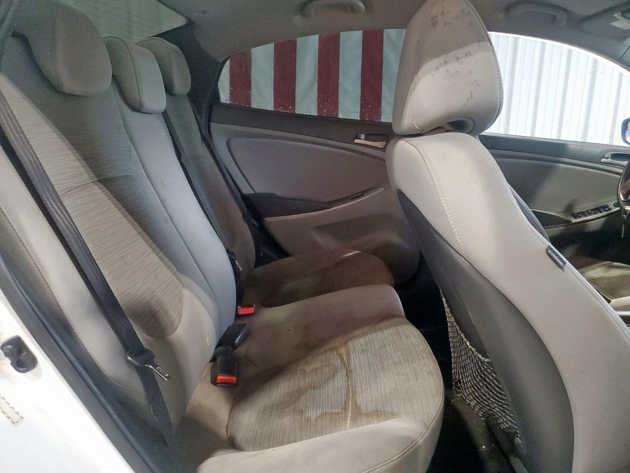 2015 Hyundai Accent Gls VIN: KMHCT4AE0FU900349 Lot: 63116995