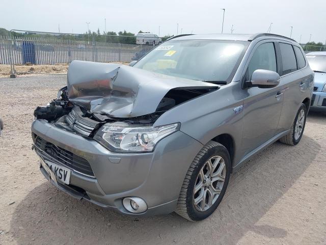 MITSUBISHI OUTLANDER 2014