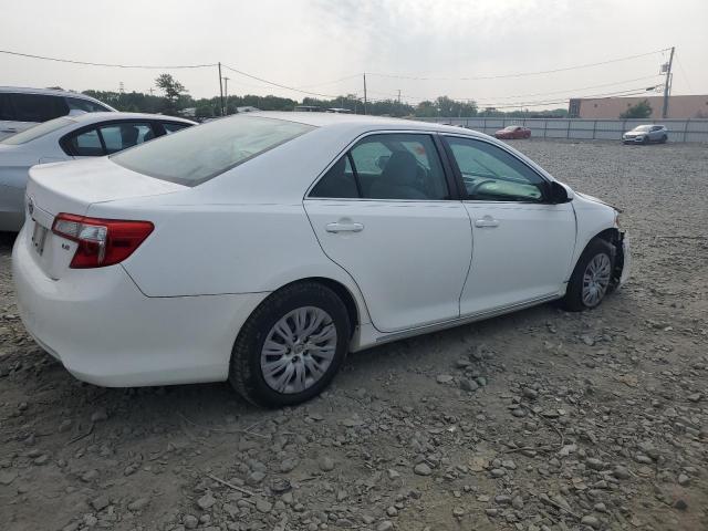  TOYOTA CAMRY 2012 Biały
