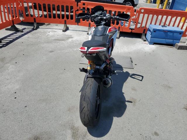 2014 DUCATI HYPERMOTARD HYPERSTRADA  