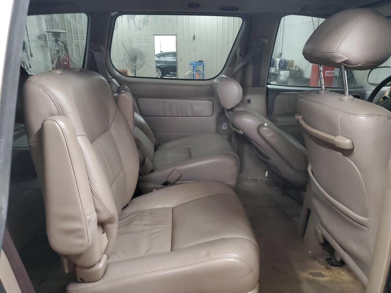 4t3zf13cx2u487062 4T3ZF13CX2U487062 2002 Toyota Sienna Le