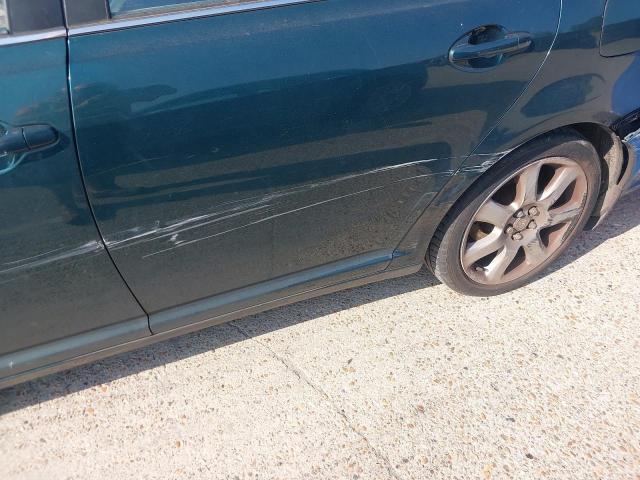 2003 TOYOTA AVENSIS T