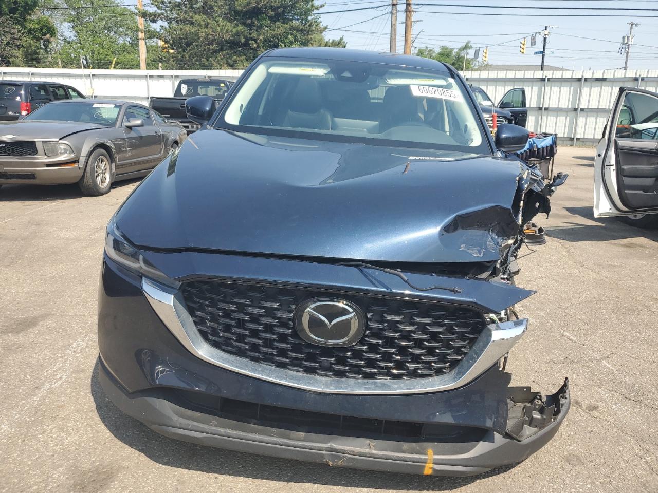 MAZDA CX-5 PREMI 2022 VIN JM3KFBDM6N1551784 zdjęcie 5