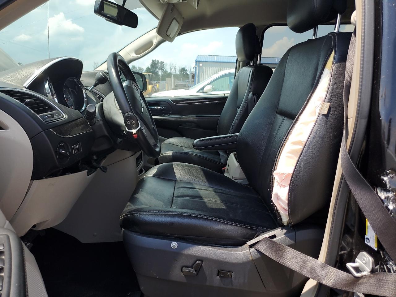 2015 Chrysler Town & Country Touring VIN: 2C4RC1BGXFR637345 Lot: 62662715