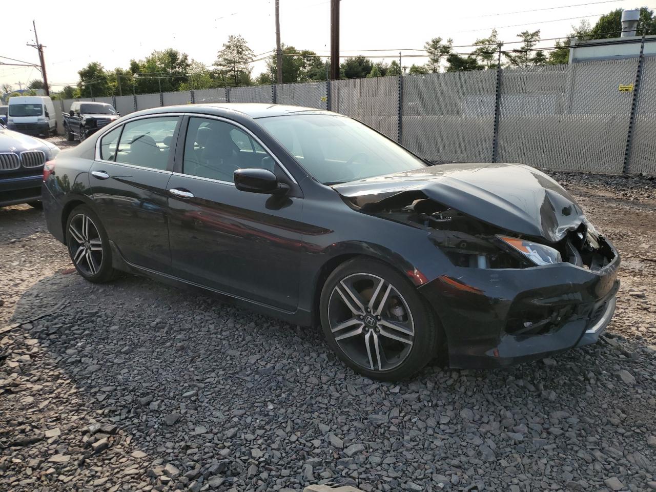 1HGCR2F10HA020674 HONDA ACCORD 2017