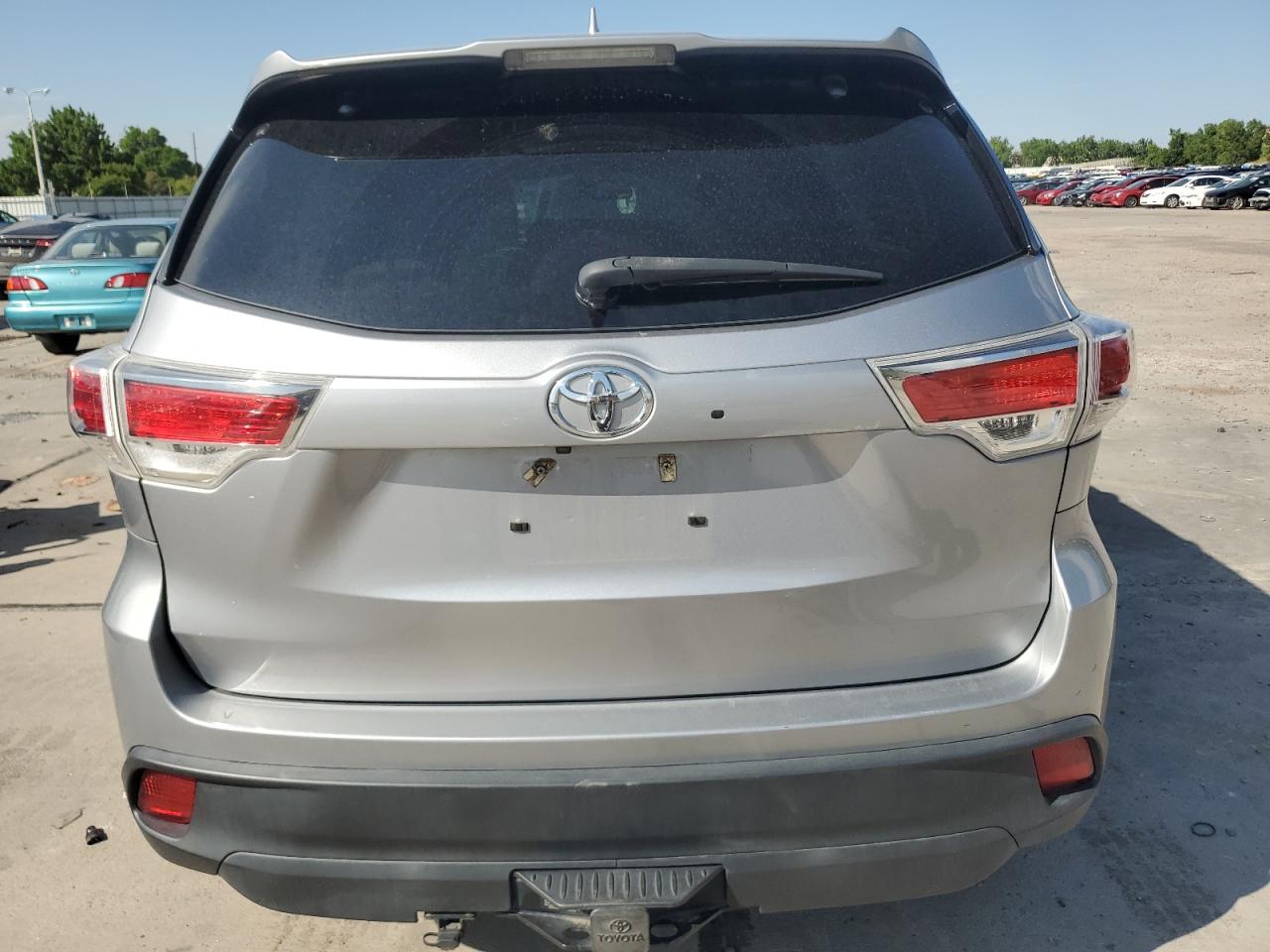 TOYOTA HIGHLANDER 2016 VIN 5TDJKRFH7GS341421 photo 6