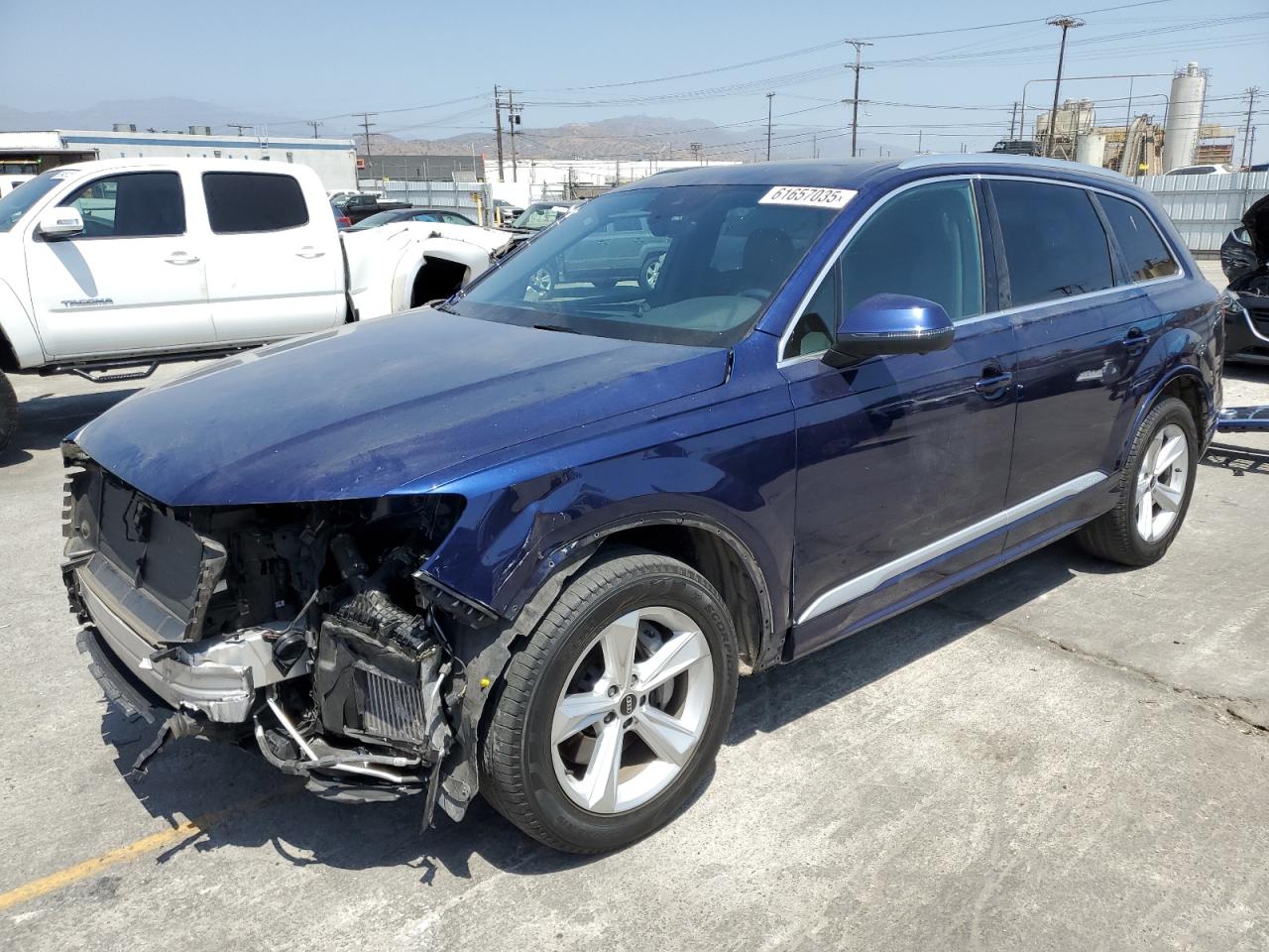 2021 Audi Q7 Premium للبيع في Sun Valley، CA - Front End