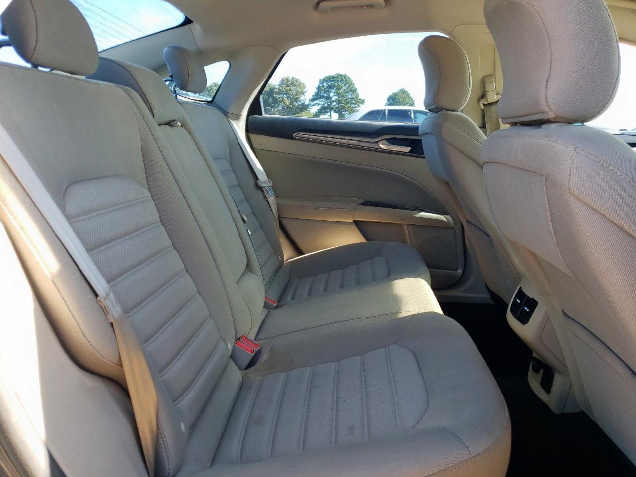 FORD FUSION 2018 VIN 3FA6P0LU7JR136461 zdjęcie 10