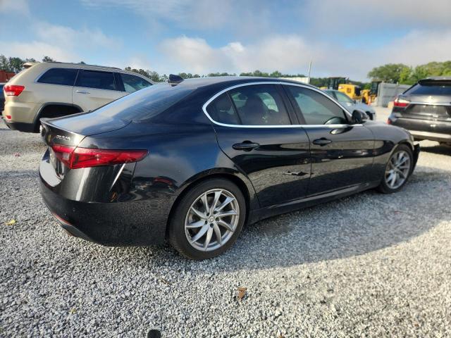 Sedans ALFA ROMEO GIULIA 2017 Czarny