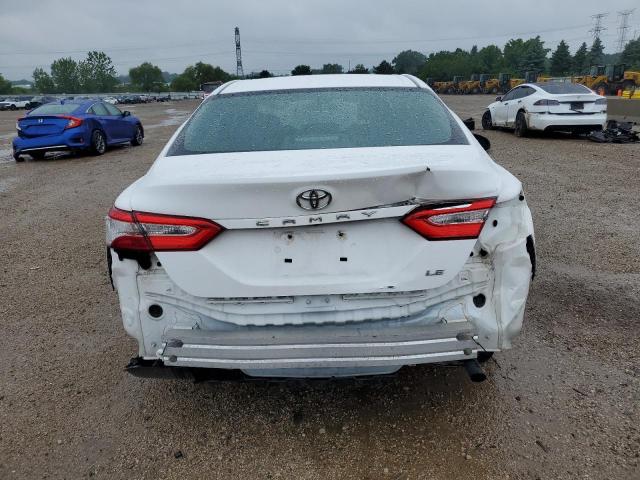  TOYOTA CAMRY 2018 Белы