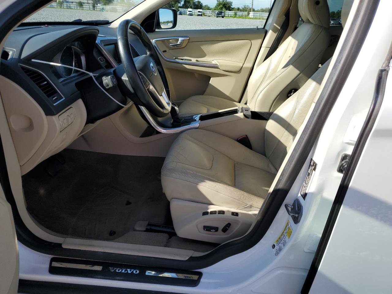 2014 Volvo Xc60 3.2 VIN: YV4952DL3E2507833 Lot: 62456005