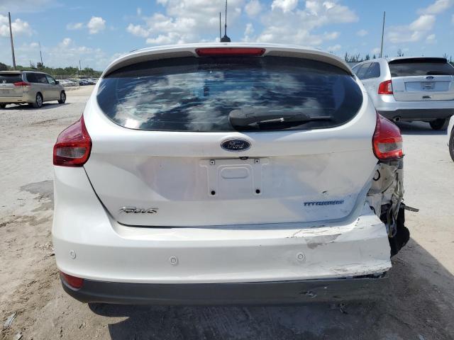  FORD FOCUS 2015 White