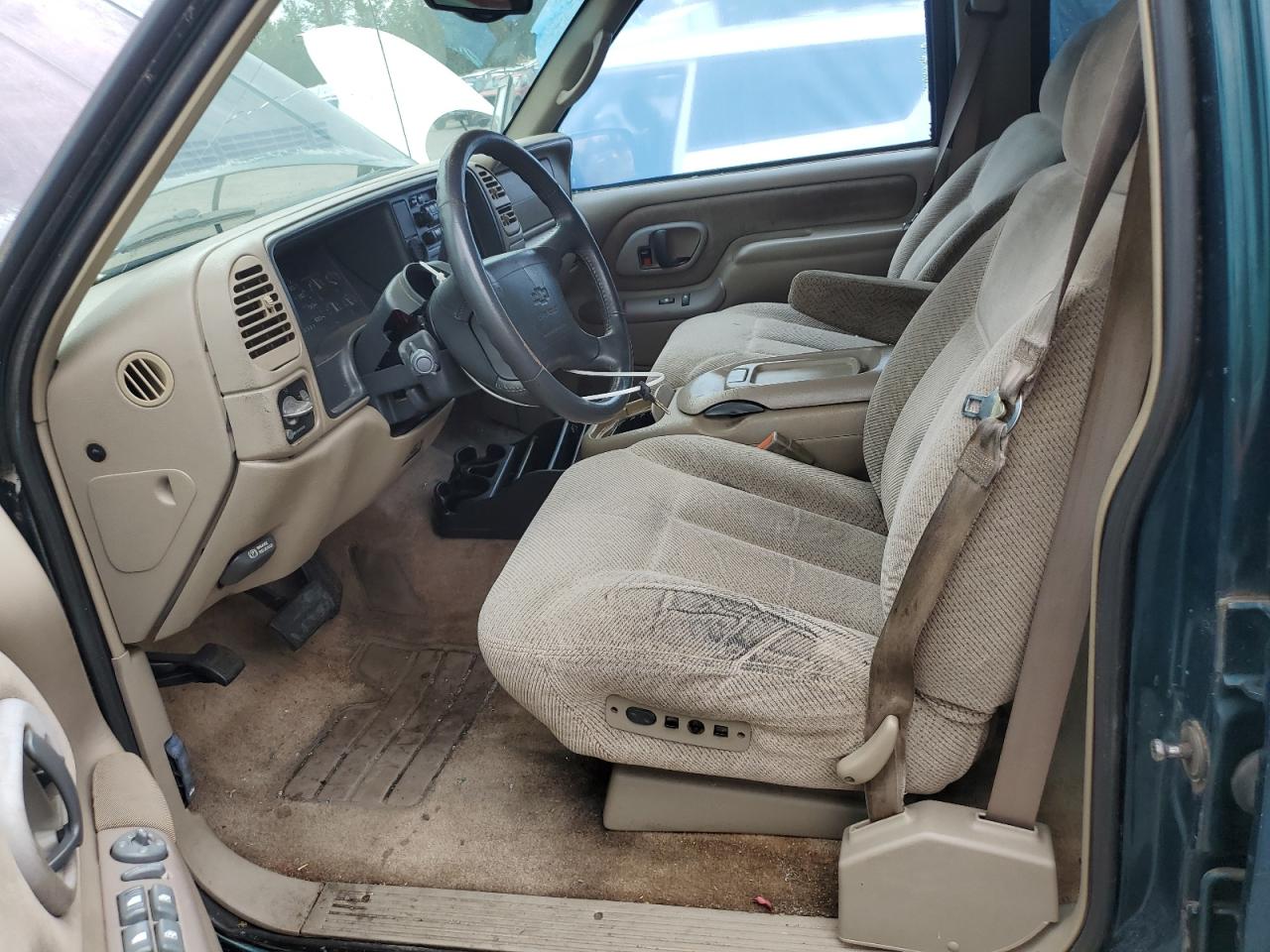1997 Chevrolet Tahoe K1500 VIN: 1GNEK13R6VJ340522 Lot: 62493055