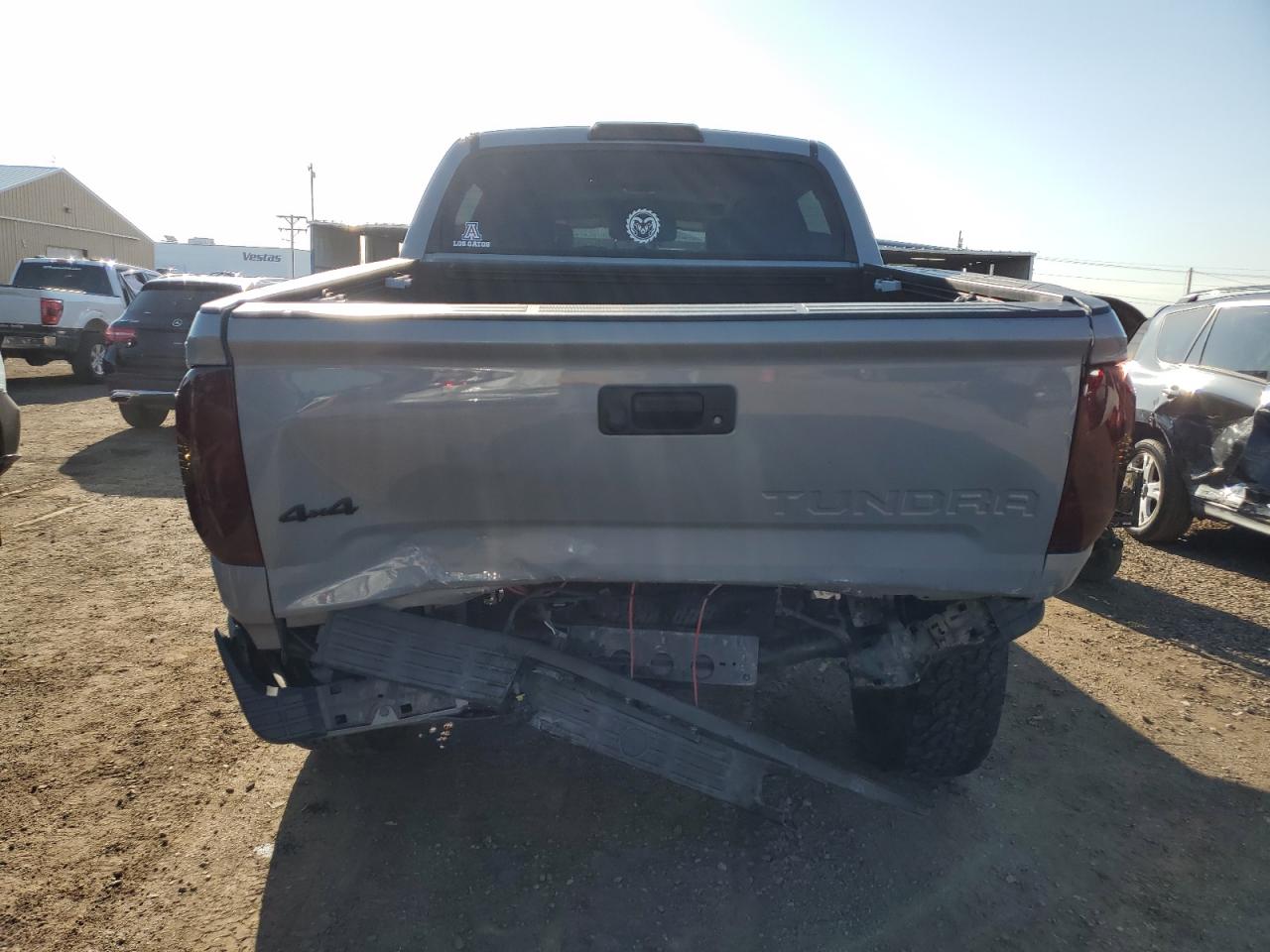 5TFHY5F16JX712563 TOYOTA TUNDRA 2018