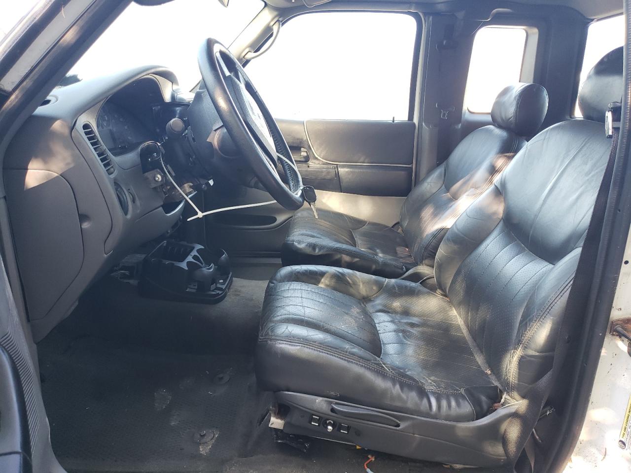 2011 Ford Ranger Super Cab VIN: 1FTLR4FE5BPB17290 Lot: 62096625