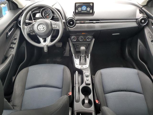  TOYOTA YARIS 2017 Синий