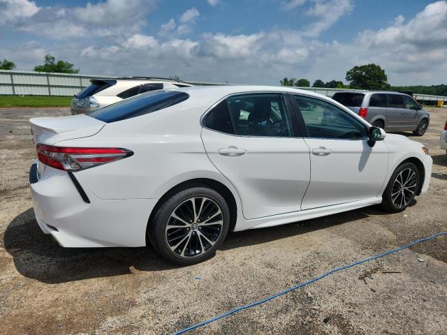  TOYOTA CAMRY 2019 White
