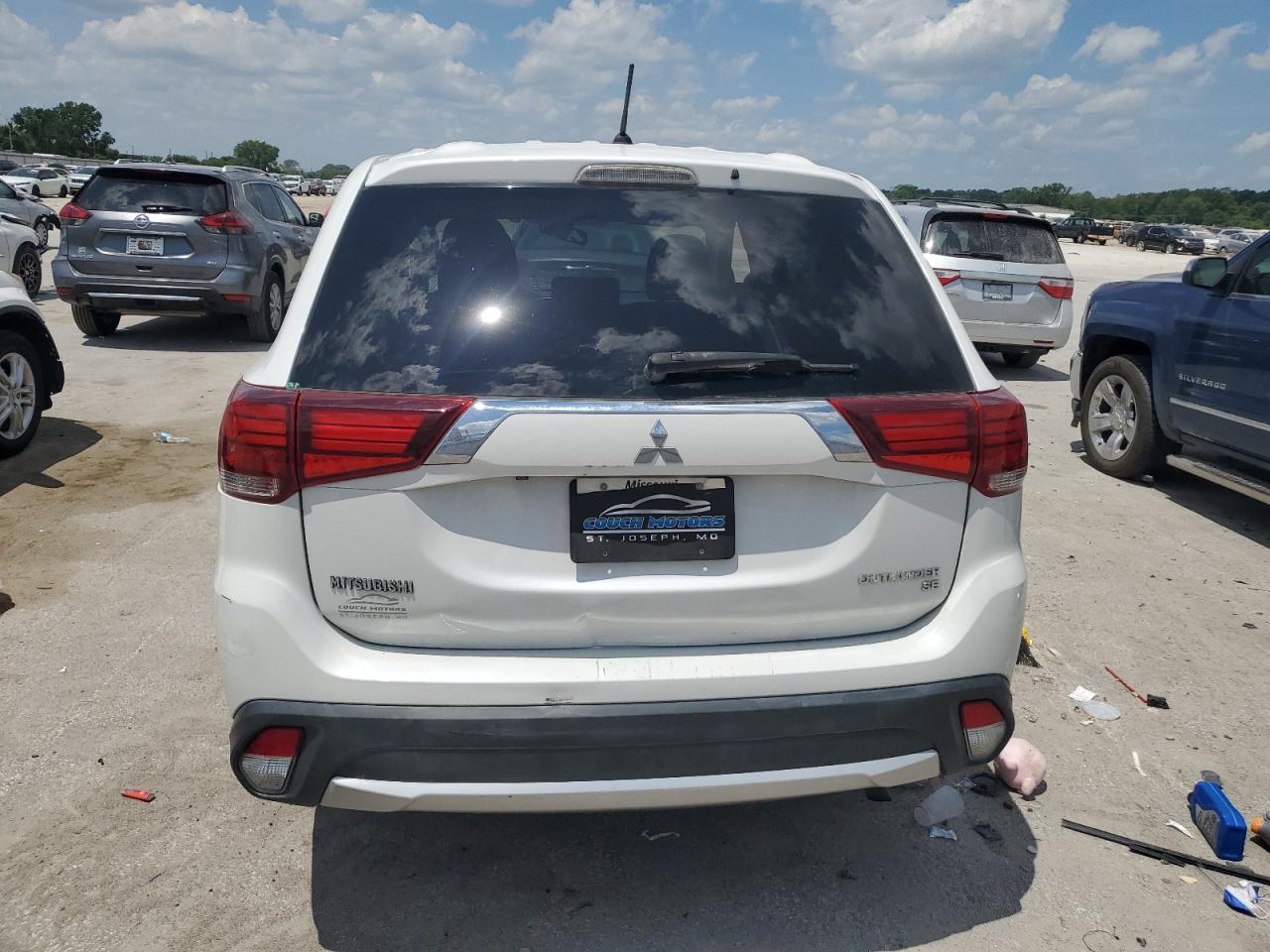 2016 Mitsubishi Outlander Se VIN: JA4AD3A35GZ052744 Lot: 62300625