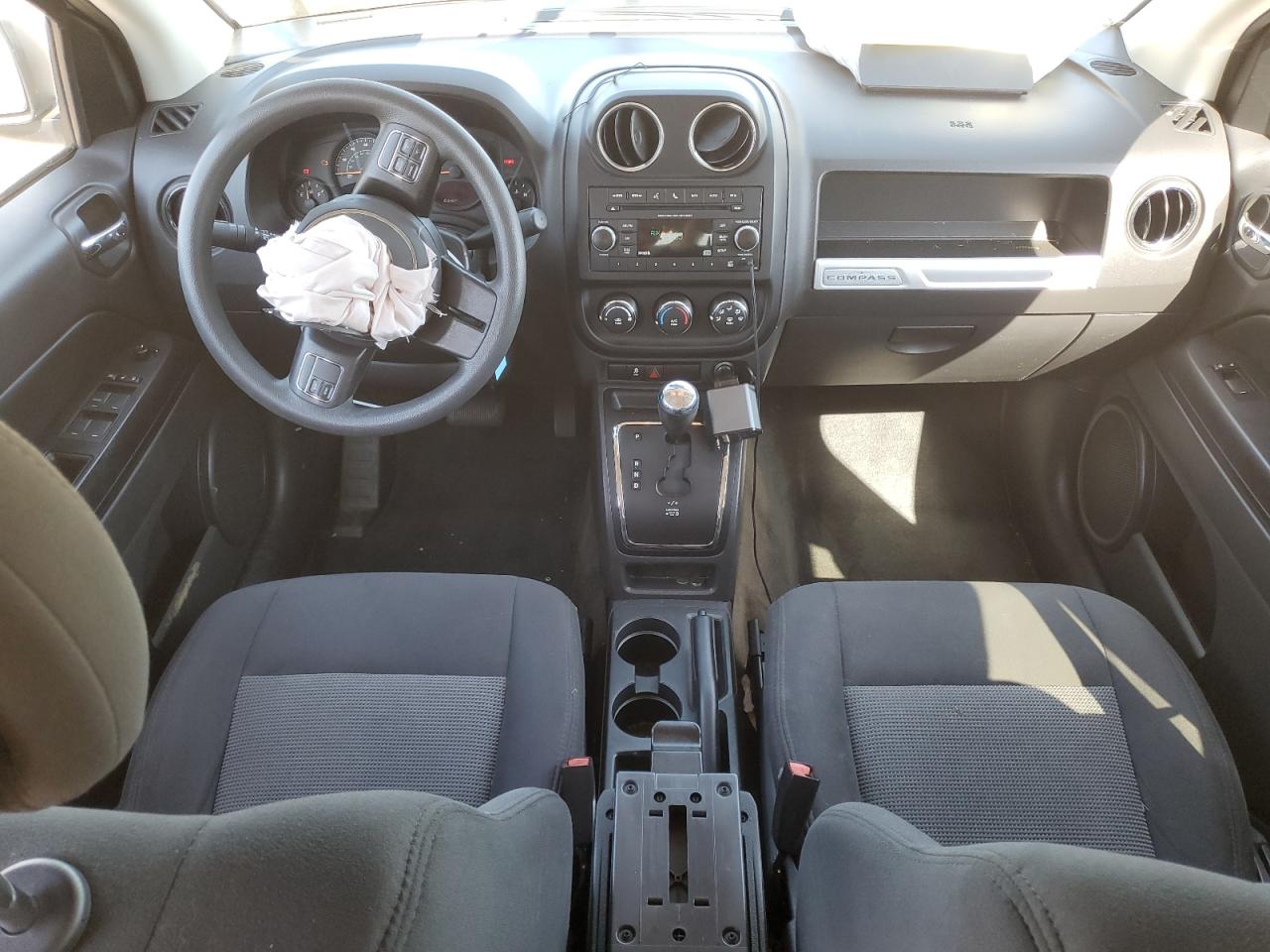 2017 Jeep Compass Sport VIN: 1C4NJDBB8HD105673 Lot: 62097005