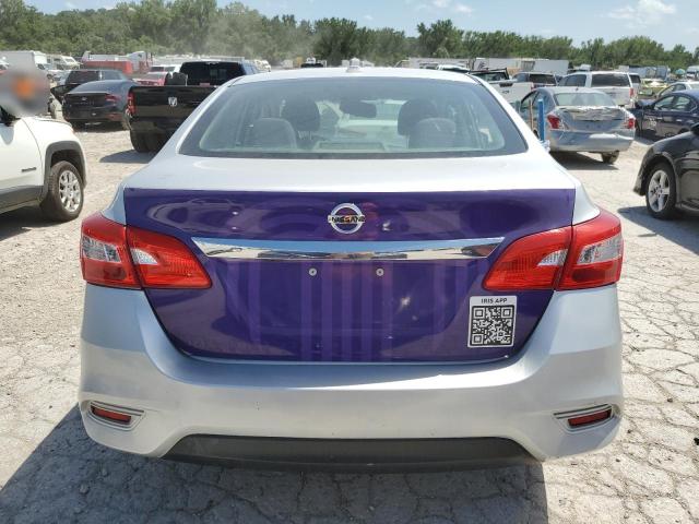  NISSAN SENTRA 2019 Srebrny