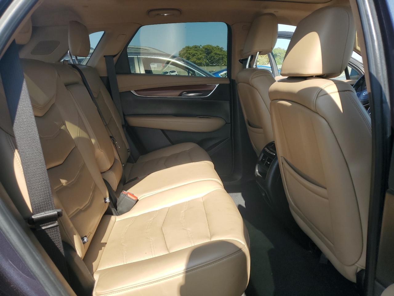 2018 Cadillac Xt5 Platinum VIN: 1GYKNGRSXJZ157601 Lot: 60937155