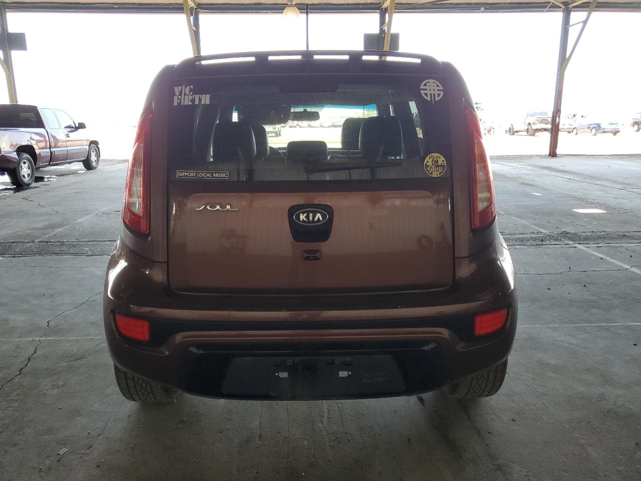 2012 Kia Soul + VIN: KNDJT2A63C7433110 Lot: 62741825