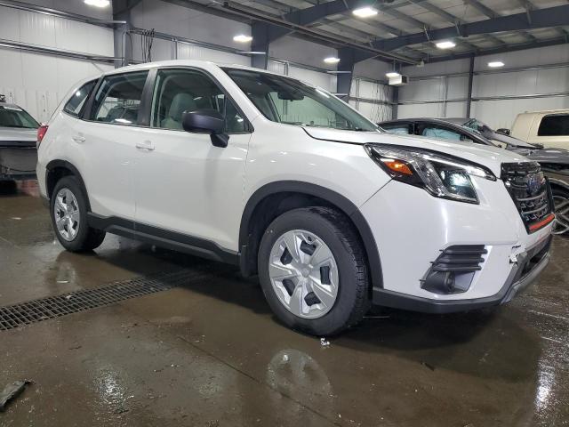  SUBARU FORESTER 2024 Белы